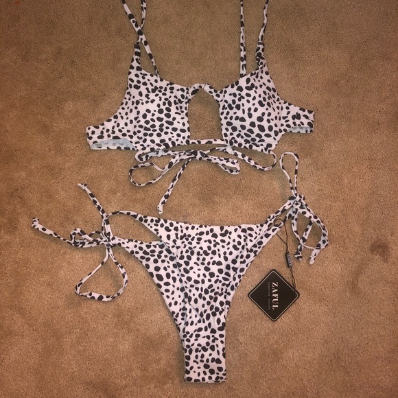 Zaful Dalmatian Print Tie Cutout Bikini - Picture 3 of 4